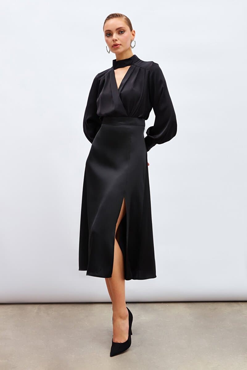 Sateen Yırtmaçlı Saten Etek - Siyah