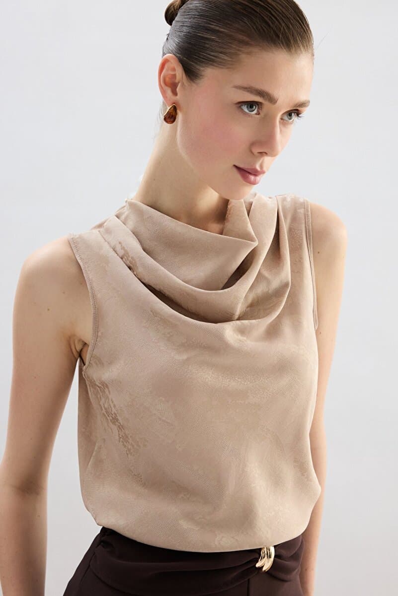 Sateen Degaje Yaka Bluz - Bej