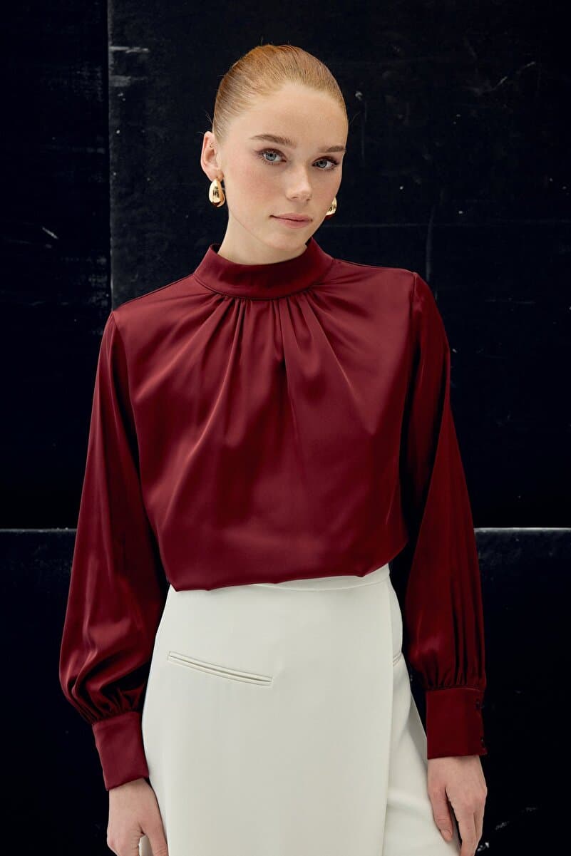 Sateen Yaka Detaylı Saten Bluz - Bordo