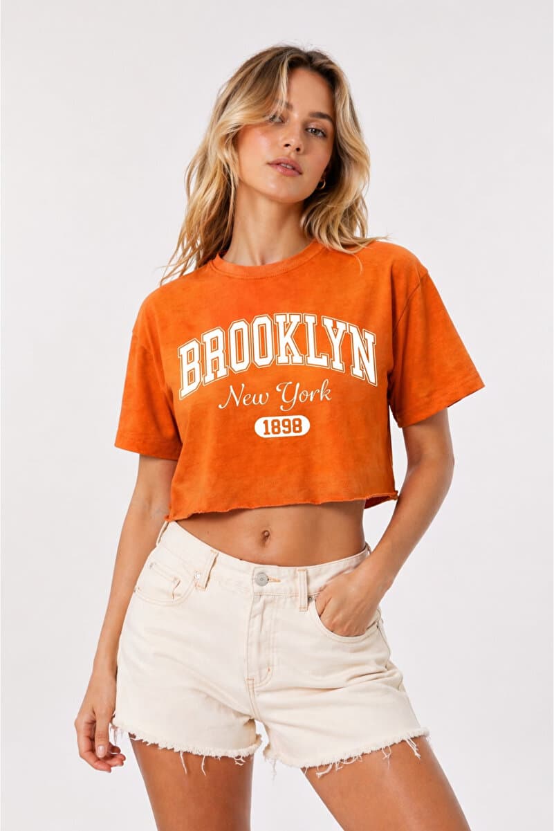 Lizbon Style Crop Tişört Brooklyn Baskılı Rahat Kesim Raw Cut Basic Kısa Tshirt - Turuncu